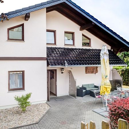 Cafe Hoyer Pension und Appartements Rödigsdorf Extérieur photo
